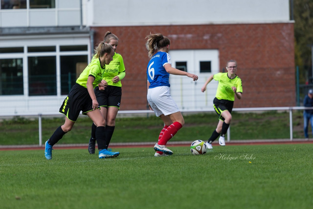 Bild 91 - B-Juniorinnen TSV Schoenberg - Holstein Kiel : Ergebnis: 0:23